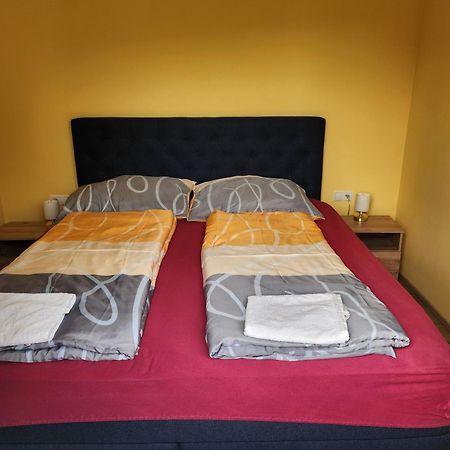 Haus Yuphin Villa Hart bei Graz Kültér fotó
